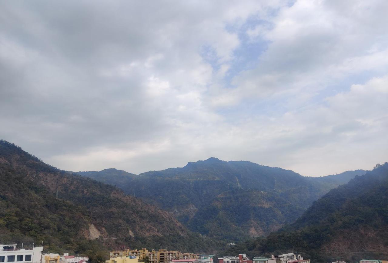 The Sweven Rishikesh Hostel Exterior photo
